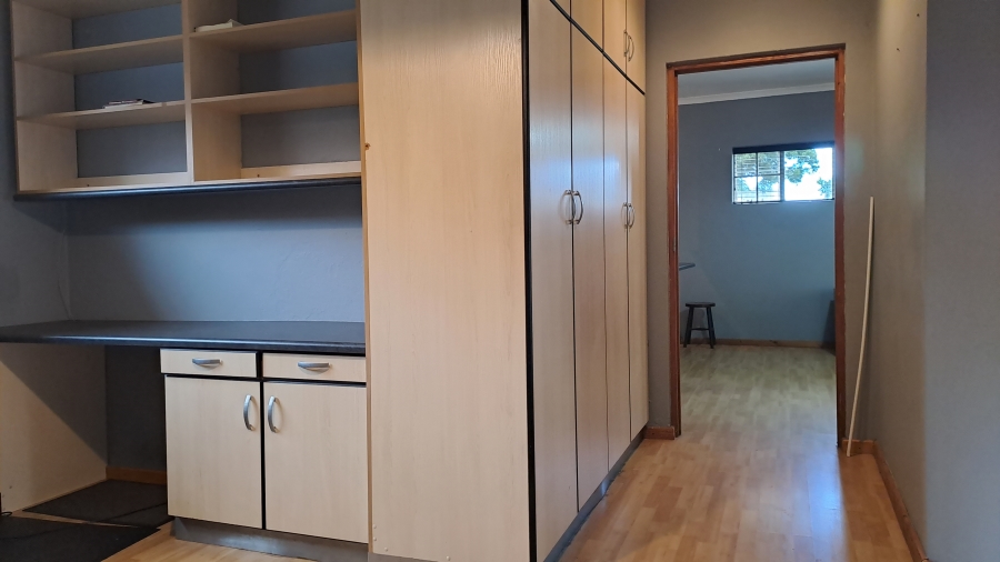 To Let 1 Bedroom Property for Rent in Westering Eastern Cape
